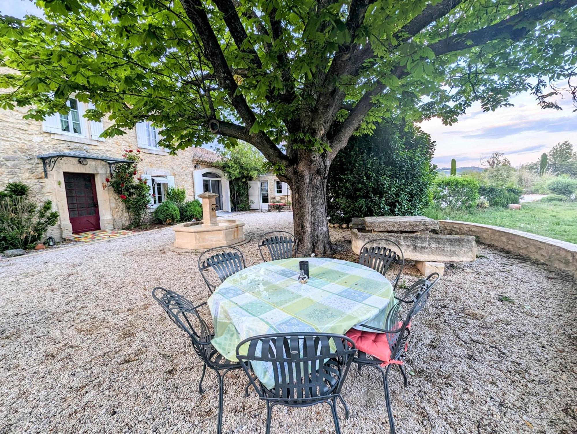 Gite Petit Luberon Chez Manon En Luberon - Vacation Rental In Guest House Lagnes Habitación foto
