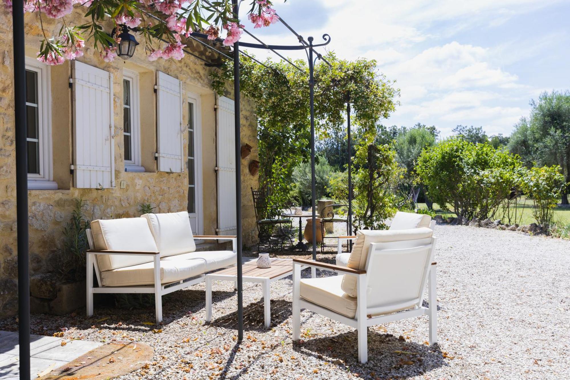 Gite Petit Luberon Chez Manon En Luberon - Vacation Rental In Guest House Lagnes Exterior foto